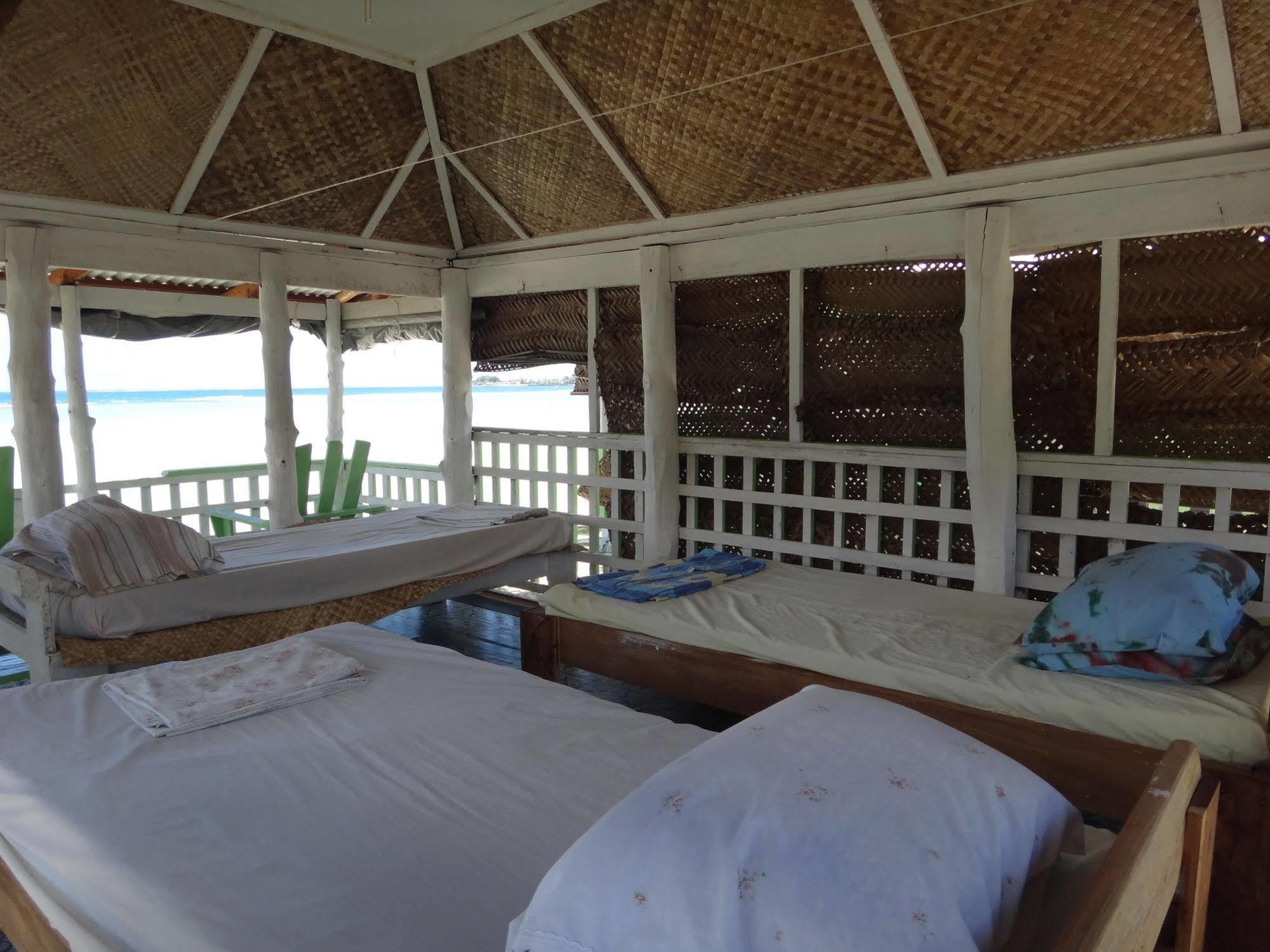 Tailua Beach Fales Manase Zewnętrze zdjęcie