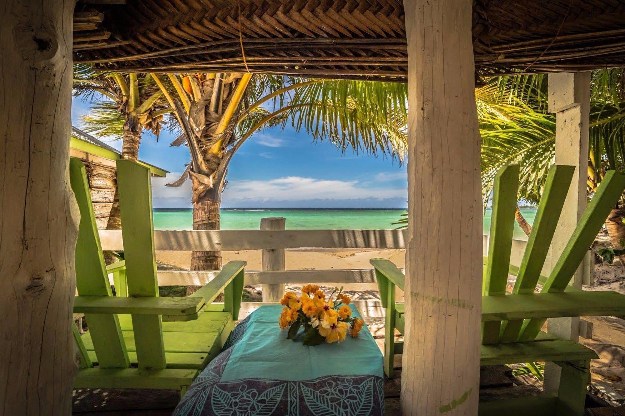 Tailua Beach Fales Manase Zewnętrze zdjęcie